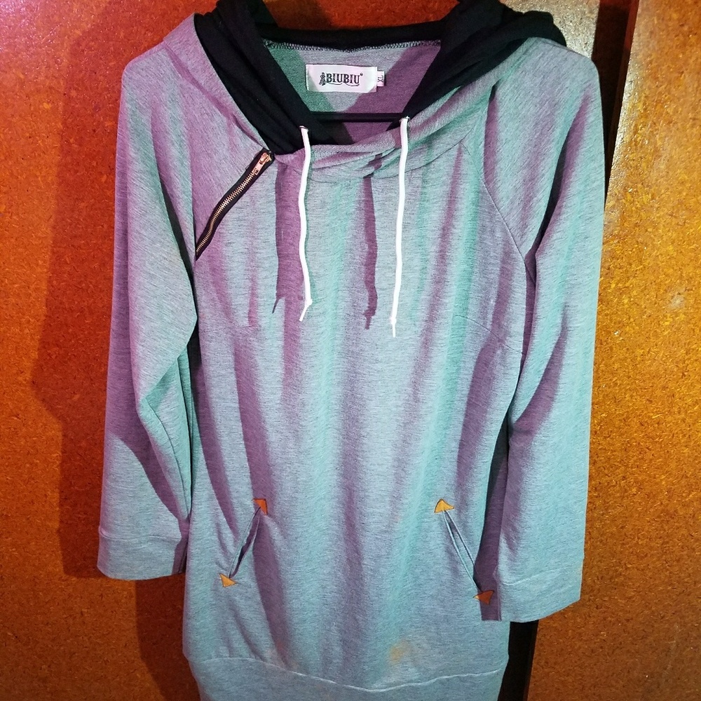 Abiubiu Hoodie Dress